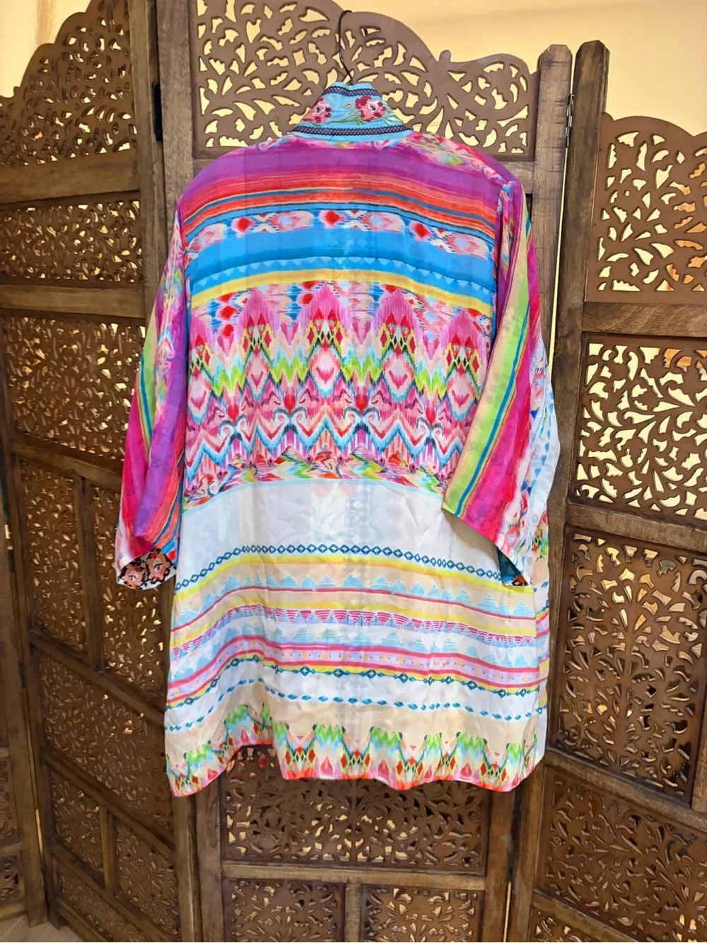 Johnny Was Maci Reversible Georgette Kimono with Embroidered Trim